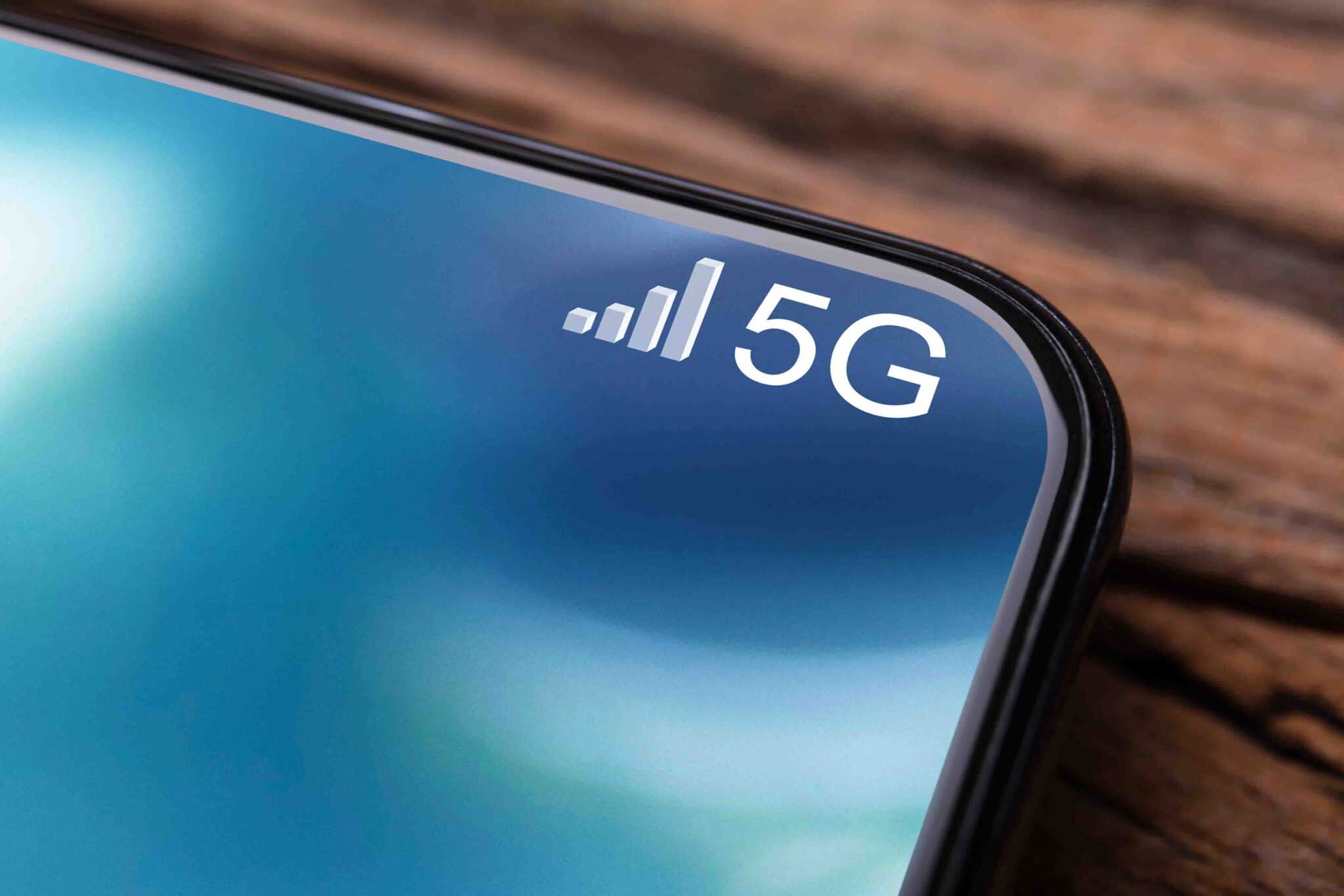 Smartphone mit 5G Anzeige