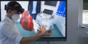 Krankenschwester bei der Arbeit